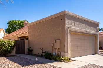 19503 76th Ave, Glendale, AZ 85308