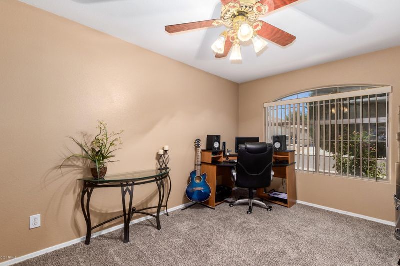 19504 N 66th Ave, Glendale, AZ 85308