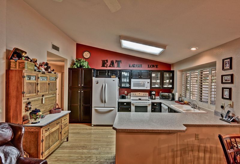 19504 N 90th Ln, Peoria, AZ 85382
