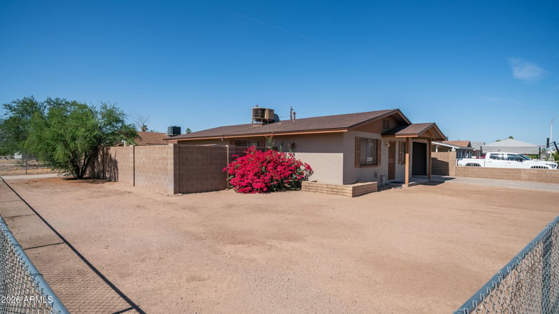 1951 E Marguerite Ave, Phoenix, AZ 85040