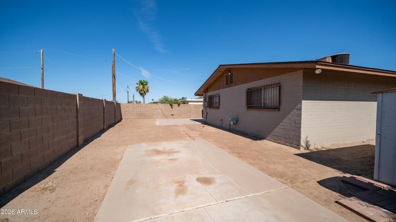 1951 E Marguerite Ave, Phoenix, AZ 85040