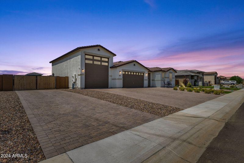 1951 E Sarona Ct, San Tan Valley, AZ 85143