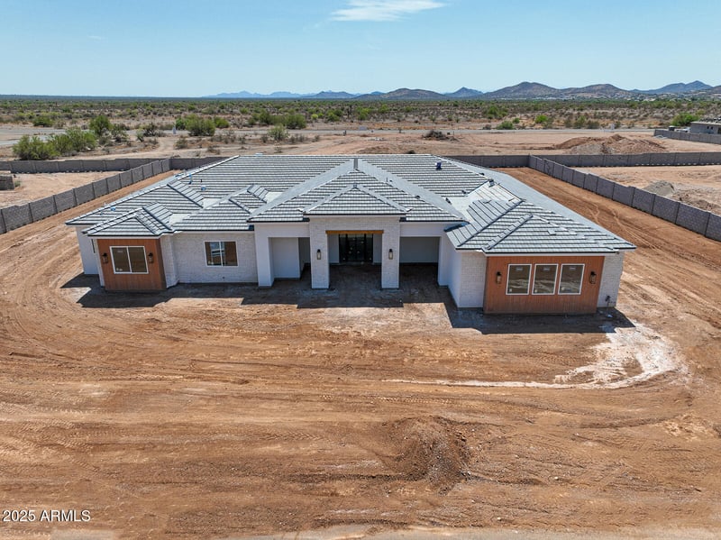 1951 Long Rifle Rd, Phoenix, AZ 85086