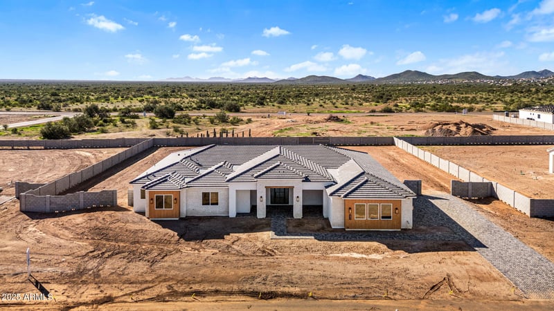 1951 Long Rifle Rd, Phoenix, AZ 85086