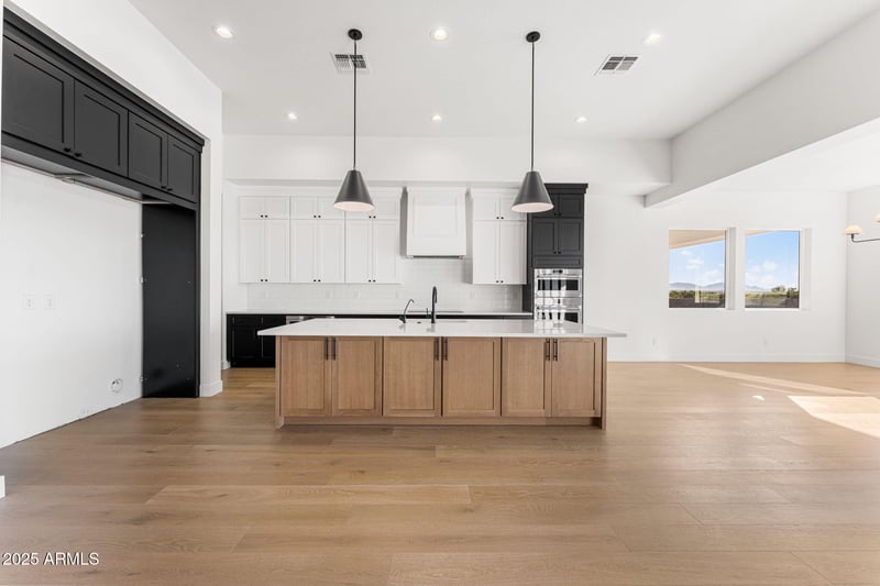 1951 Long Rifle Rd, Phoenix, AZ 85086