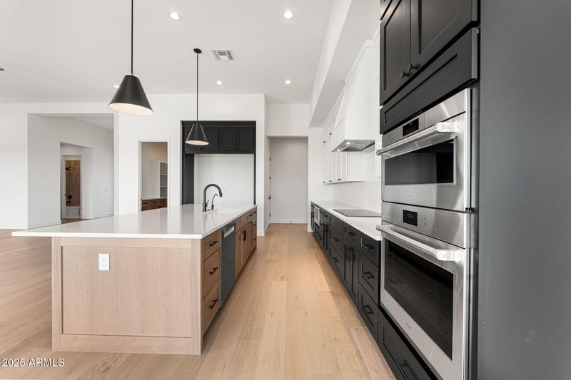 1951 Long Rifle Rd, Phoenix, AZ 85086