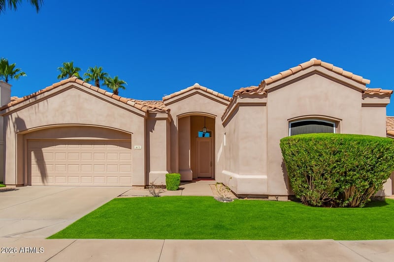 1951 Peninsula Cir, Chandler, AZ 85248