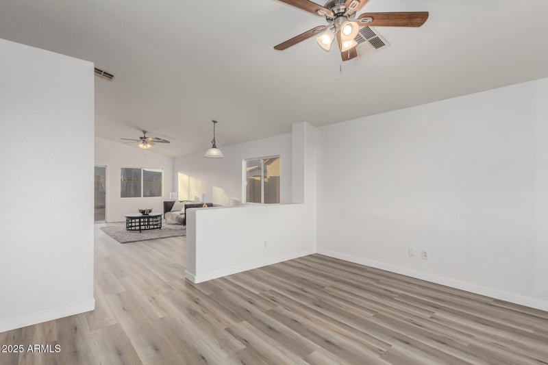 1952 103rd Dr, Avondale, AZ 85392