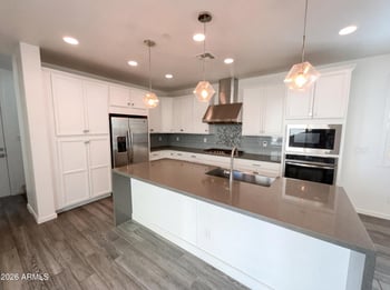 1952 Follett Way, Gilbert, AZ 85295