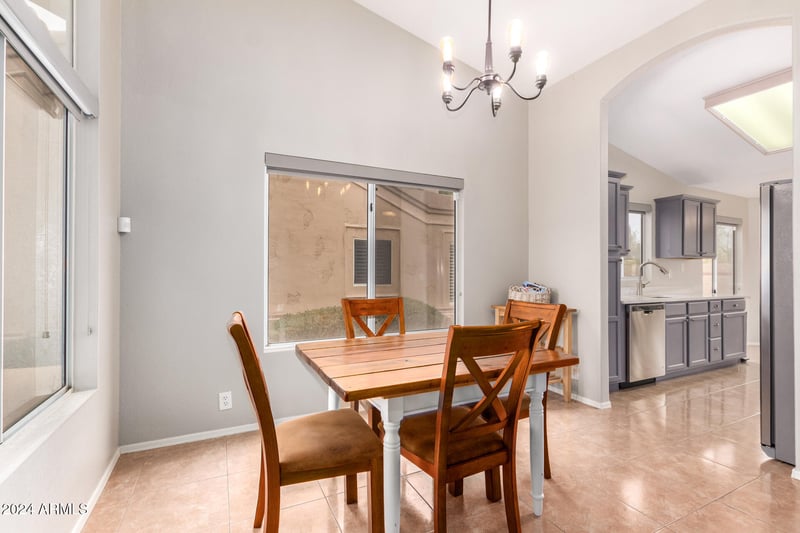 19522 84th Ave, Peoria, AZ 85382