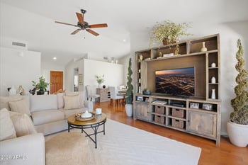 19523 84th Ave, Peoria, AZ 85382