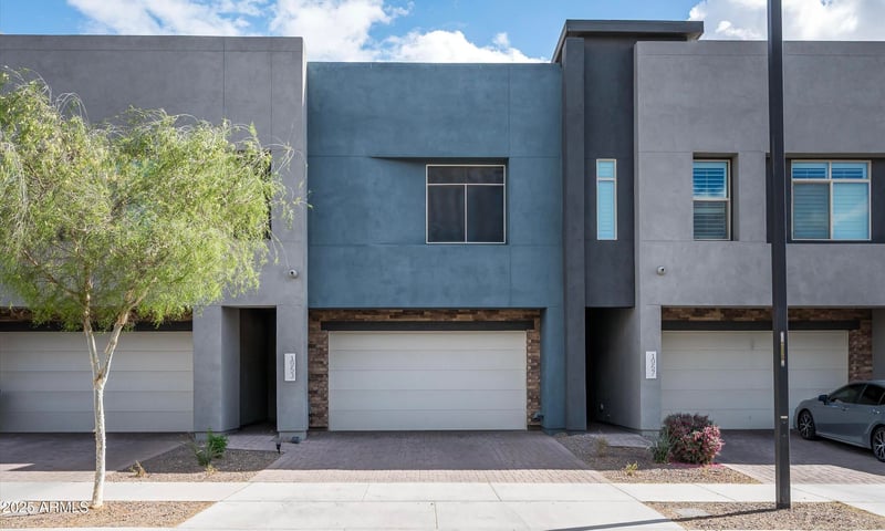 1953 Kinfield Trl, Phoenix, AZ 85085
