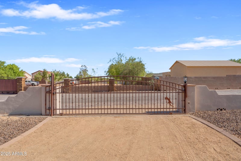 19538 Pierson St, Litchfield Park, AZ 85340
