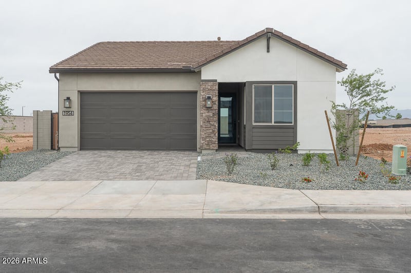 1954 Mill Rd, San Tan Valley, AZ 85140