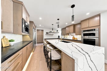 1955 Greenway Rd, Phoenix, AZ 85022