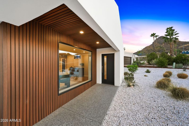 1955 E Greenway Rd, Phoenix, AZ 85022