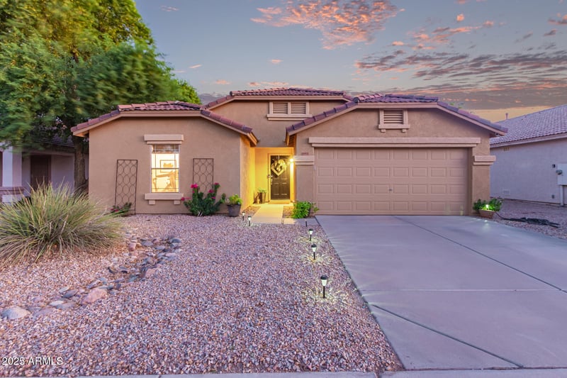 1955 Lusitano Loop, San Tan Valley, AZ 85140
