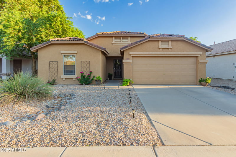1955 Lusitano Loop, San Tan Valley, AZ 85140