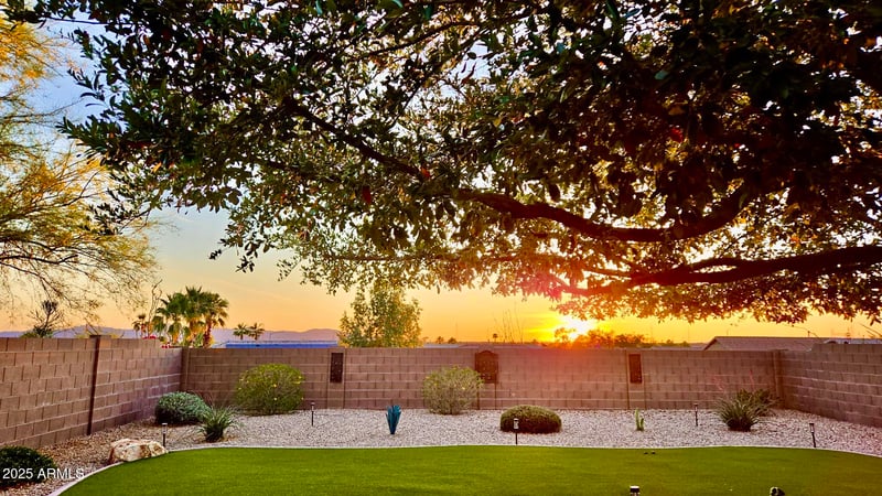 19556 107th Dr, Peoria, AZ 85373