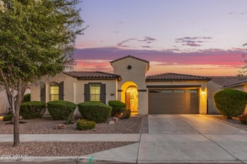 19559 Strawberry Dr, Queen Creek, AZ 85142