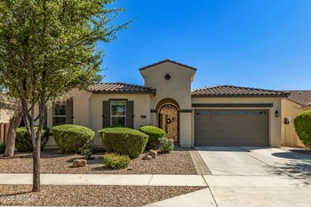 19559 Strawberry Dr, Queen Creek, AZ 85142