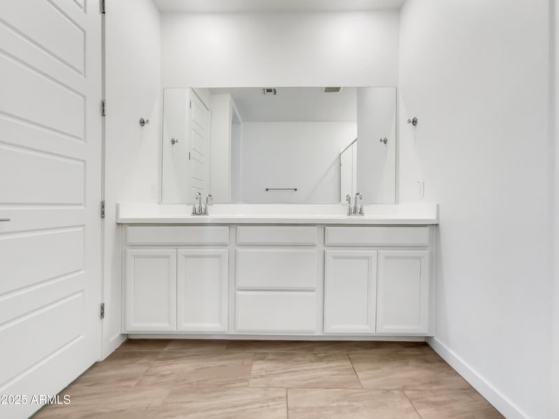 1956 Senate St, Chandler, AZ 85286