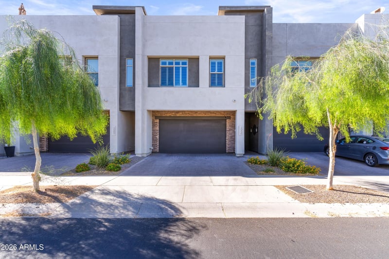 1956 W Kinfield Trl, Phoenix, AZ 85085