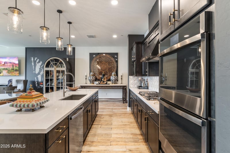 1956 W Kinfield Trl, Phoenix, AZ 85085