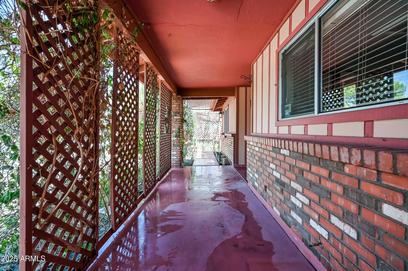 1957 Dartmouth St, Mesa, AZ 85203