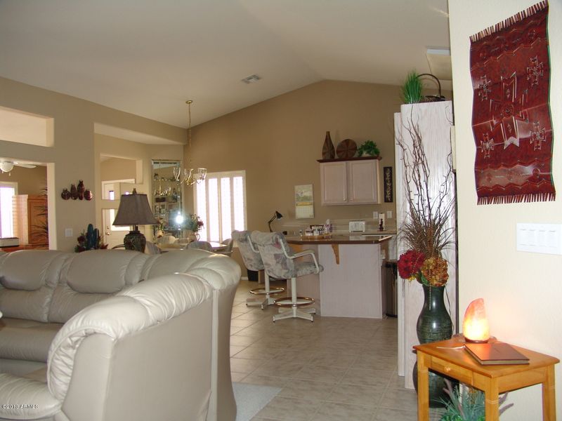 1957 E Gleneagle Dr, Chandler, AZ 85249