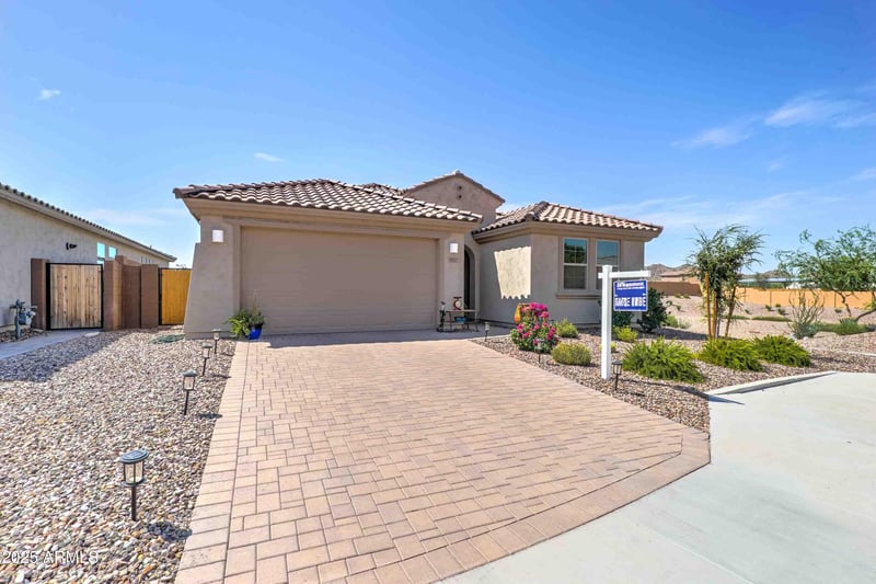 1957 Fawn Way, San Tan Valley, AZ 85144