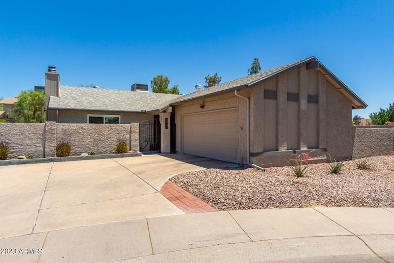 1957 S Ash Cir, Mesa, AZ 85202