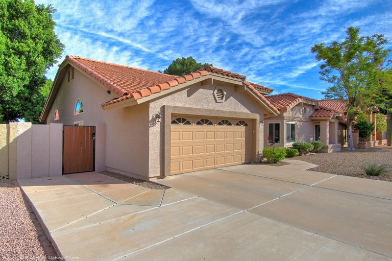 1958 E El Freda Rd, Tempe, AZ 85284