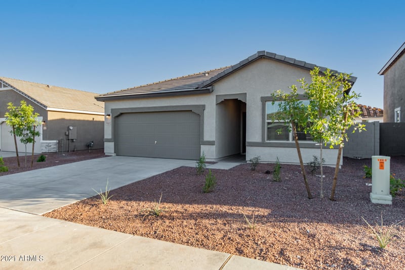 19585 Annika Dr, Litchfield Park, AZ 85340