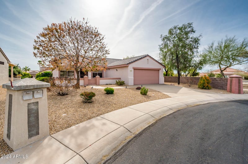 19595 Sunburst Way, Surprise, AZ 85374