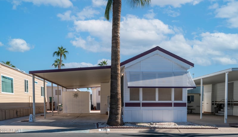 196 Mineshaft Dr, Apache Junction, AZ 85119
