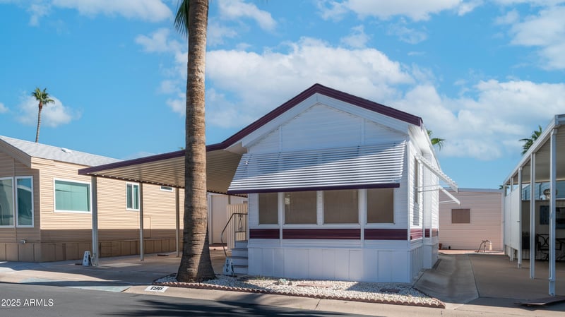 196 Mineshaft Dr, Apache Junction, AZ 85119