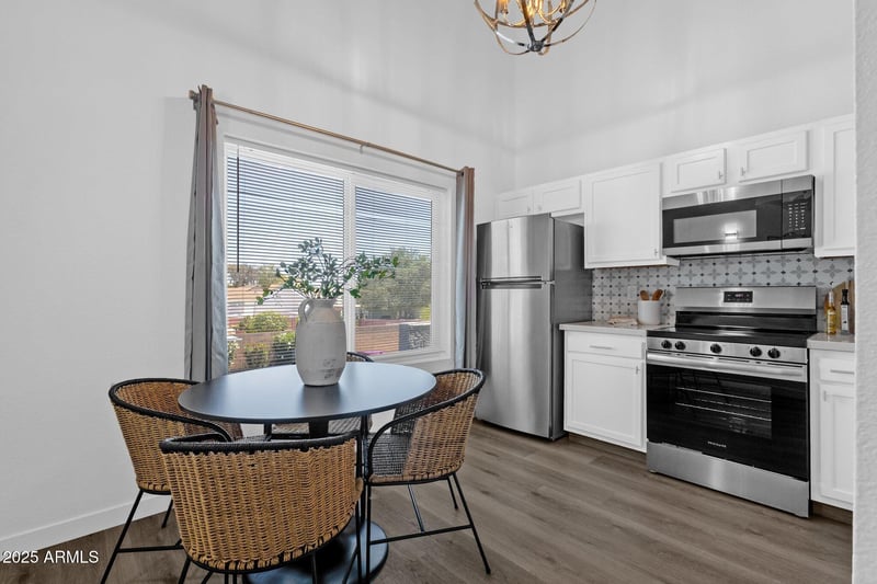 19601 N 7th St #2095, Phoenix, AZ 85024