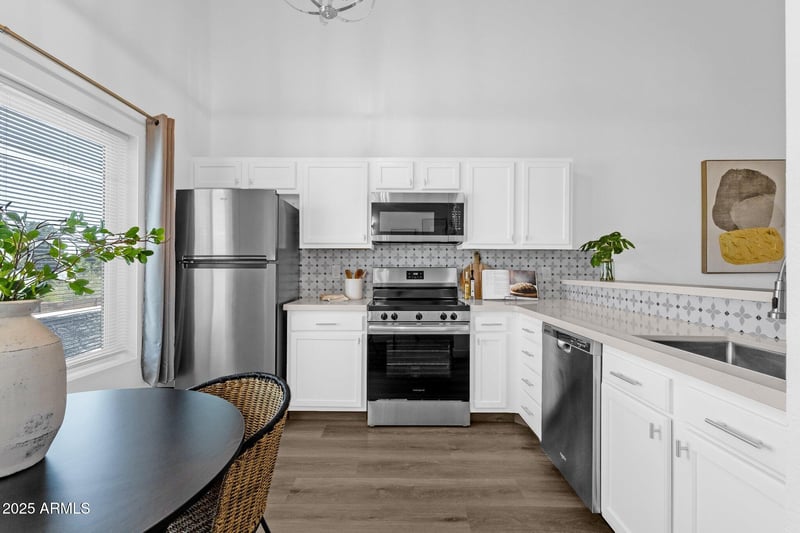 19601 N 7th St #2095, Phoenix, AZ 85024