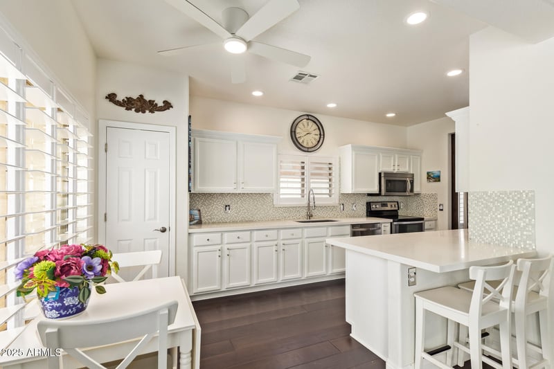 19606 23rd Way, Phoenix, AZ 85024