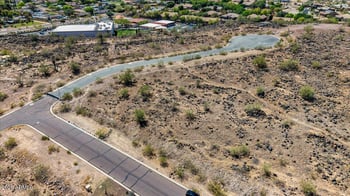 19606 39th Dr #12, Glendale, AZ 85308