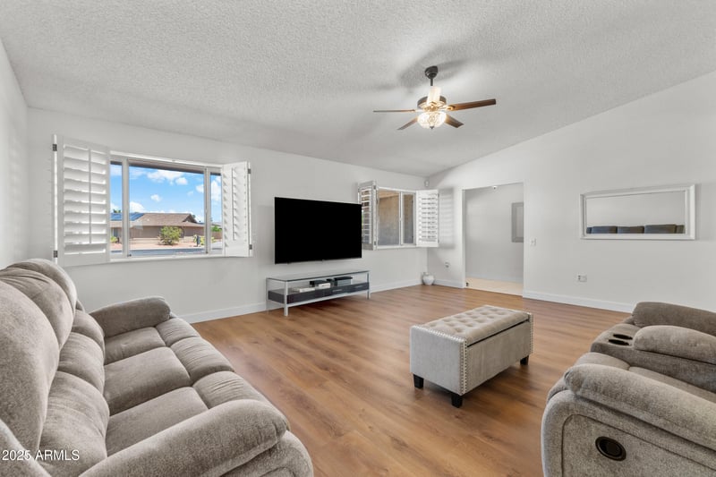 19607 Conquistador Dr, Sun City West, AZ 85375