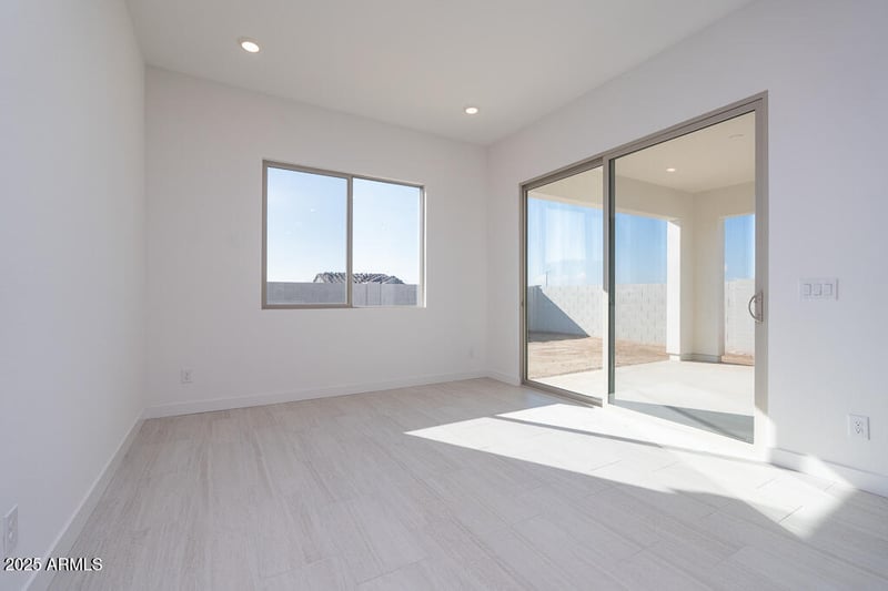 1961 Empeltre Rd, San Tan Valley, AZ 85140