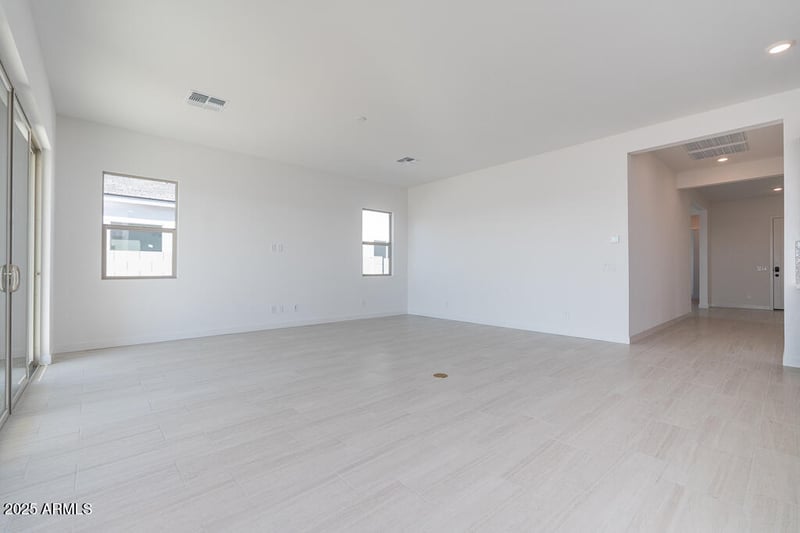 1961 Empeltre Rd, San Tan Valley, AZ 85140