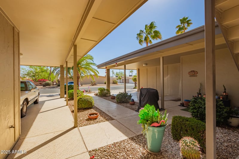 19610 Star Ridge Dr, Sun City West, AZ 85375