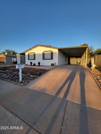 19611 30th St, Phoenix, AZ 85050