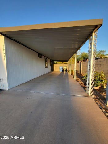 19611 30th St, Phoenix, AZ 85050