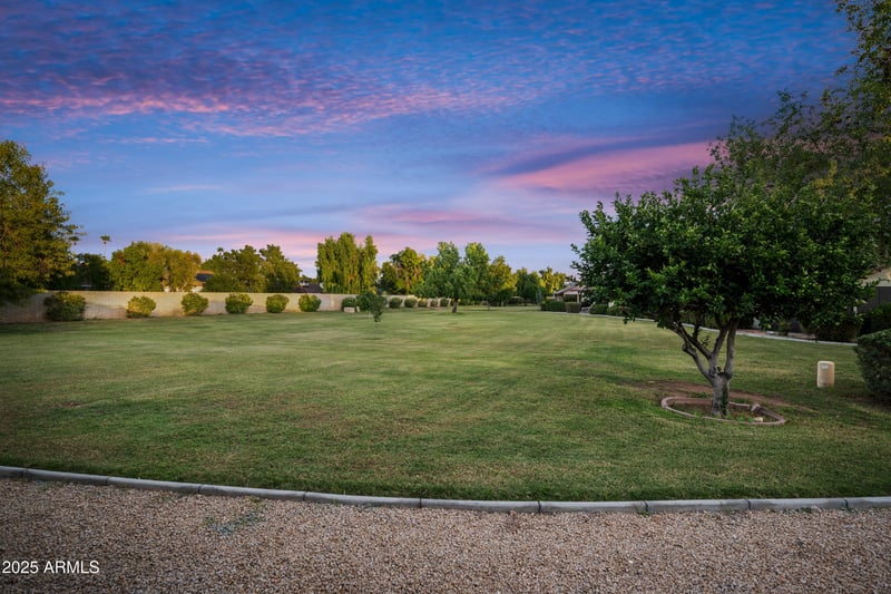 19611 Trail Ridge Dr, Sun City West, AZ 85375