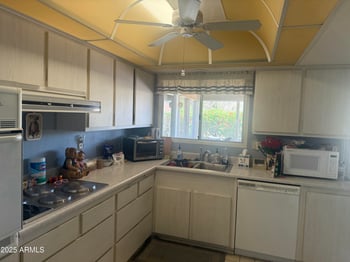 19617 Willowcreek Cir, Sun City, AZ 85373