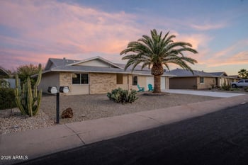 19617 Willowcreek Cir, Sun City, AZ 85373